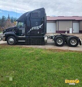2018 Mack Semi Truck Minnesota for Sale
