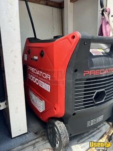 2018 Mobile Pet Grooming Van Pet Care / Veterinary Truck 24 Florida Gas Engine for Sale
