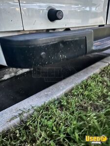 2018 Mobile Pet Grooming Van Pet Care / Veterinary Truck 26 Florida Gas Engine for Sale