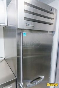 2018 Mt45 All-purpose Food Truck Diamond Plated Aluminum Flooring California Diesel Engine for Sale