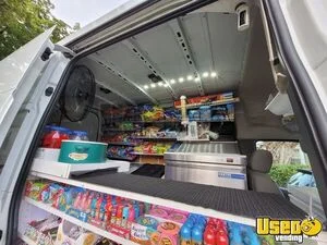 2018 Nv2500 Ice Cream Truck Soft Serve Machine Florida Gas Engine for Sale