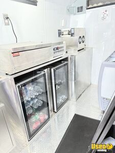 2018 Pro Master 2500 Ice Cream Truck Diamond Plated Aluminum Flooring Florida Gas Engine for Sale