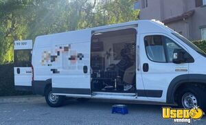 2018 Dodge Ram ProMaster 2500 Mobile Full Service Hair Salon Van Mobile Barbershop for Sale in California!