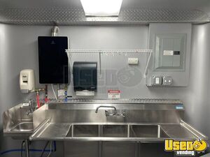 2018 Qtm 8.6x Ta Kitchen Food Trailer Diamond Plated Aluminum Flooring South Dakota for Sale