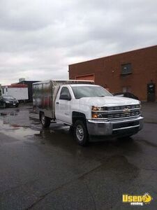 2018 Silverado 2500hd Lunch Serving Food Truck Lunch Serving Food Truck Coffee Machine Quebec for Sale