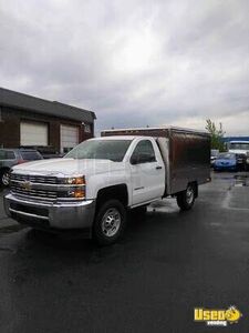 2018 Silverado 2500hd Lunch Serving Food Truck Lunch Serving Food Truck Hot Water Heater Quebec for Sale