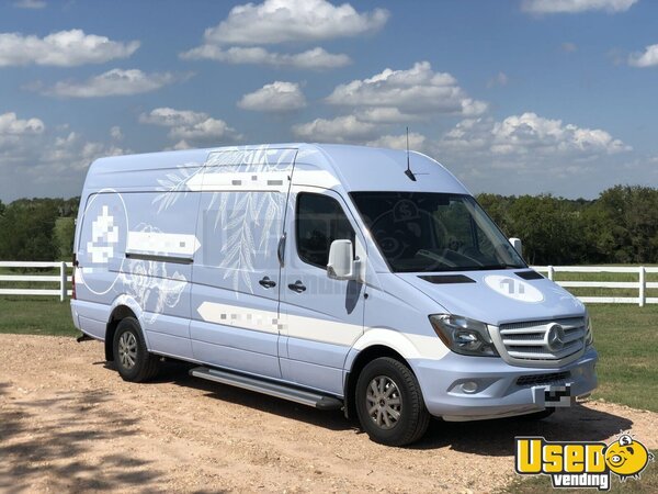2018 Sprinter - 3500 V6 170wb Mobile Boutique Truck Mobile Boutique Texas Diesel Engine for Sale