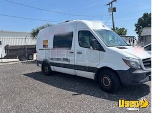 2018 Sprinter Van Pet Care / Veterinary Truck Air Conditioning Florida Diesel Engine for Sale