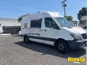 2018 Sprinter Van Pet Care / Veterinary Truck Air Conditioning Florida Diesel Engine for Sale