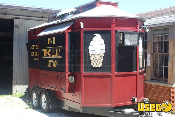 2018 Trolley Ice Cream Trailer Illinois for Sale