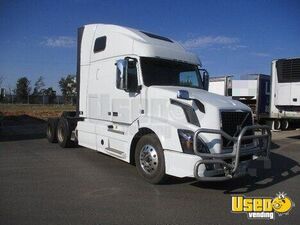 2018 Vnl Volvo Semi Truck 3 Texas for Sale