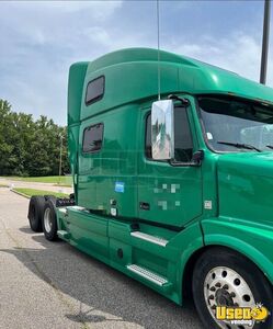 2018 Vnl Volvo Semi Truck Roof Wing Tennessee for Sale