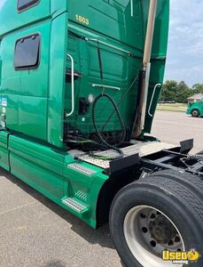 2018 Vnl Volvo Semi Truck Under Bunk Storage Tennessee for Sale