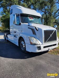 2018 Volvo Semi Truck 2 Missouri for Sale