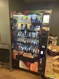20182012 Alpine St5000 Refrigerated Food And Beverage Vending Machines Usi / Wittern Combo Machine 4 Colorado for Sale