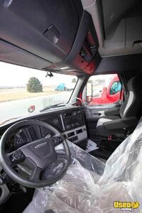 2019 126 Freightliner Semi Truck 4 North Carolina for Sale