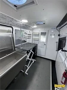 2019 144wb Pet Care / Veterinary Truck Additional 1 Texas for Sale