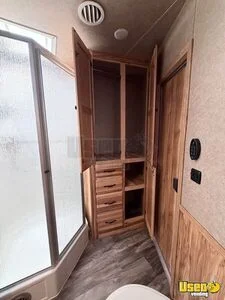 2019 2019 Lakota Stock Combo Living Quarters Stock Trailer With Living Quarters 7 Texas for Sale