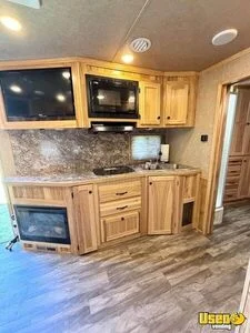 2019 2019 Lakota Stock Combo Living Quarters Stock Trailer With Living Quarters Tv Satellite Texas for Sale