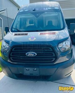 2019 250 Pet Care / Veterinary Truck Air Conditioning Florida for Sale