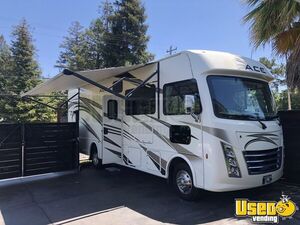 2019 30.2 Motorhome California Gas Engine for Sale