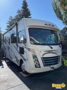 2019 30.2 Motorhome Insulated Walls California Gas Engine for Sale