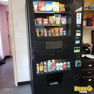 (2) 2019 Wittern FSI USI 3589N Snack and Drink Combination Vending Machine For Sale in Maryland!