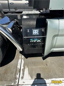 2019 579 Peterbilt Semi Truck Microwave Tennessee for Sale