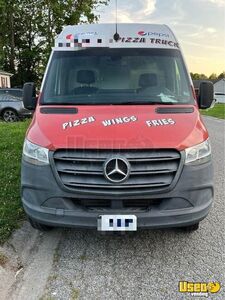 2019 Benz Pizza Food Truck Insulated Walls Virginia Diesel Engine for Sale