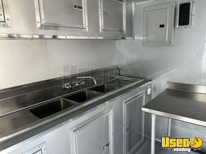 2019 Carrier Kitchen Food Trailer Gray Water Tank California for Sale