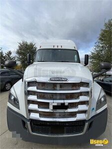 2019 Cascadia Freightliner Semi Truck 2 Illinois for Sale