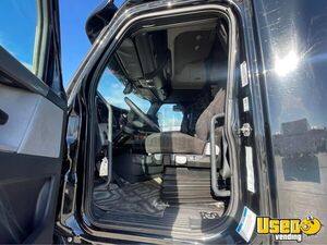 2019 Cascadia Freightliner Semi Truck 3 California for Sale