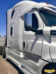 2019 Cascadia Freightliner Semi Truck 4 California for Sale