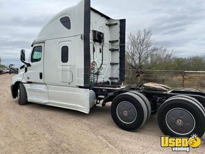 2019 Cascadia Freightliner Semi Truck 5 Texas for Sale