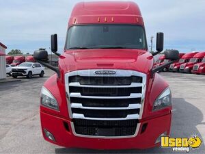2019 Cascadia Freightliner Semi Truck 8 Tennessee for Sale