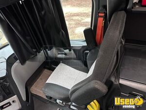 2019 Cascadia Freightliner Semi Truck 8 Texas for Sale