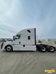 2019 Cascadia Freightliner Semi Truck Fridge Illinois for Sale