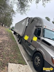 2019 Cascadia Freightliner Semi Truck Microwave Texas for Sale