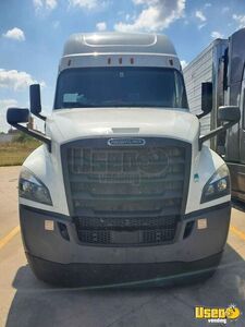 2019 Cascadia Freightliner Semi Truck Texas for Sale