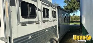2019 Charger 3-horse Lq Trailer Refrigerator Missouri for Sale