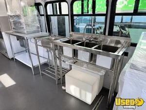 2019 E-450 New Build Food Truck Gray Water Tank Texas Gas Engine for Sale
