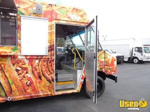 2019 E450 Step Van All-purpose Food Truck Insulated Walls Florida Gas Engine for Sale