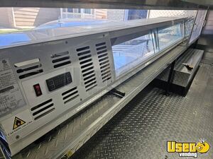 2019 F59 Bakery Food Truck Cabinets Colorado Gas Engine for Sale