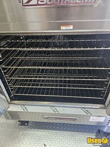 2019 F59 Bakery Food Truck Diamond Plated Aluminum Flooring Colorado Gas Engine for Sale