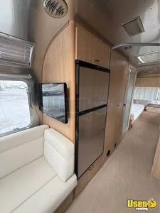 2019 Flying Cloud Airstream Additional 1 Iowa for Sale