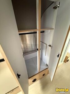 2019 Flying Cloud Airstream Additional 2 Iowa for Sale
