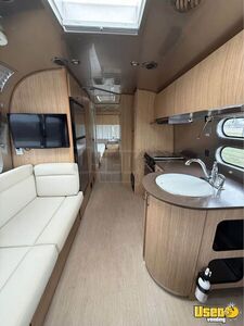 2019 Flying Cloud Airstream Bathroom Iowa for Sale