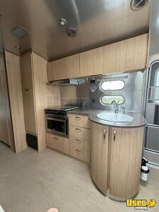2019 Flying Cloud Airstream Electrical Outlets Iowa for Sale
