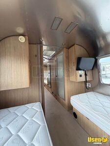 2019 Flying Cloud Airstream Toilet Iowa for Sale
