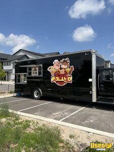 2019 M2 All-purpose Food Truck Diamond Plated Aluminum Flooring Colorado Diesel Engine for Sale